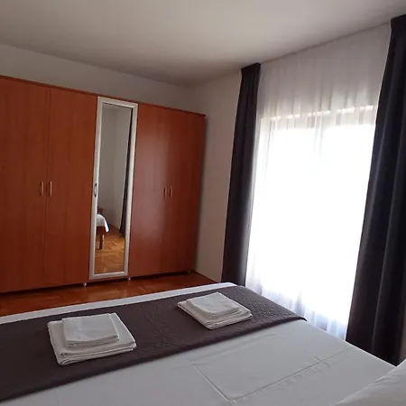 Apartament Ferdi