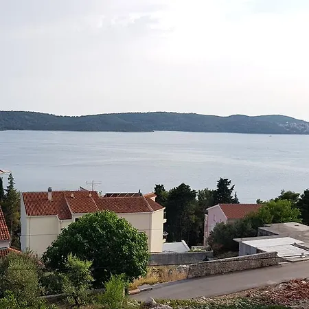 Διαμέρισμα Ferdi *