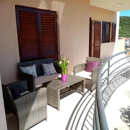 Apartamento Ferdi Trogir