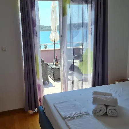 Apartmani Ferdi Trogir