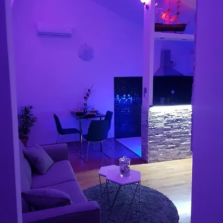 Apartment Apartmani Ferdi *