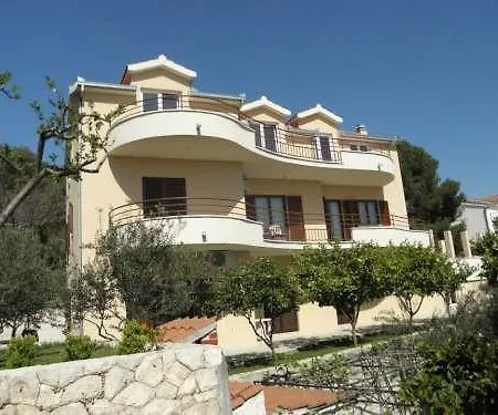 Ferdi Apartman Trogir