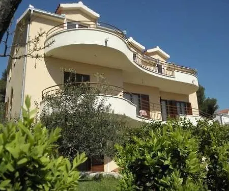 Apartmani Ferdi Apartment