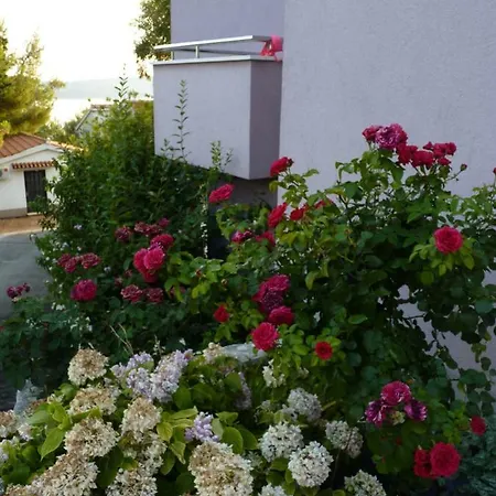 Apartmani Ferdi * Trogir