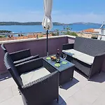Apartmani Ferdi Apartment *