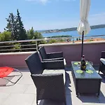 Apartmani Ferdi * Trogir