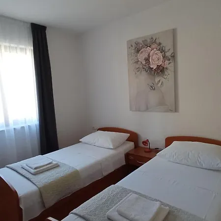 Apartment Ferdi Trogir